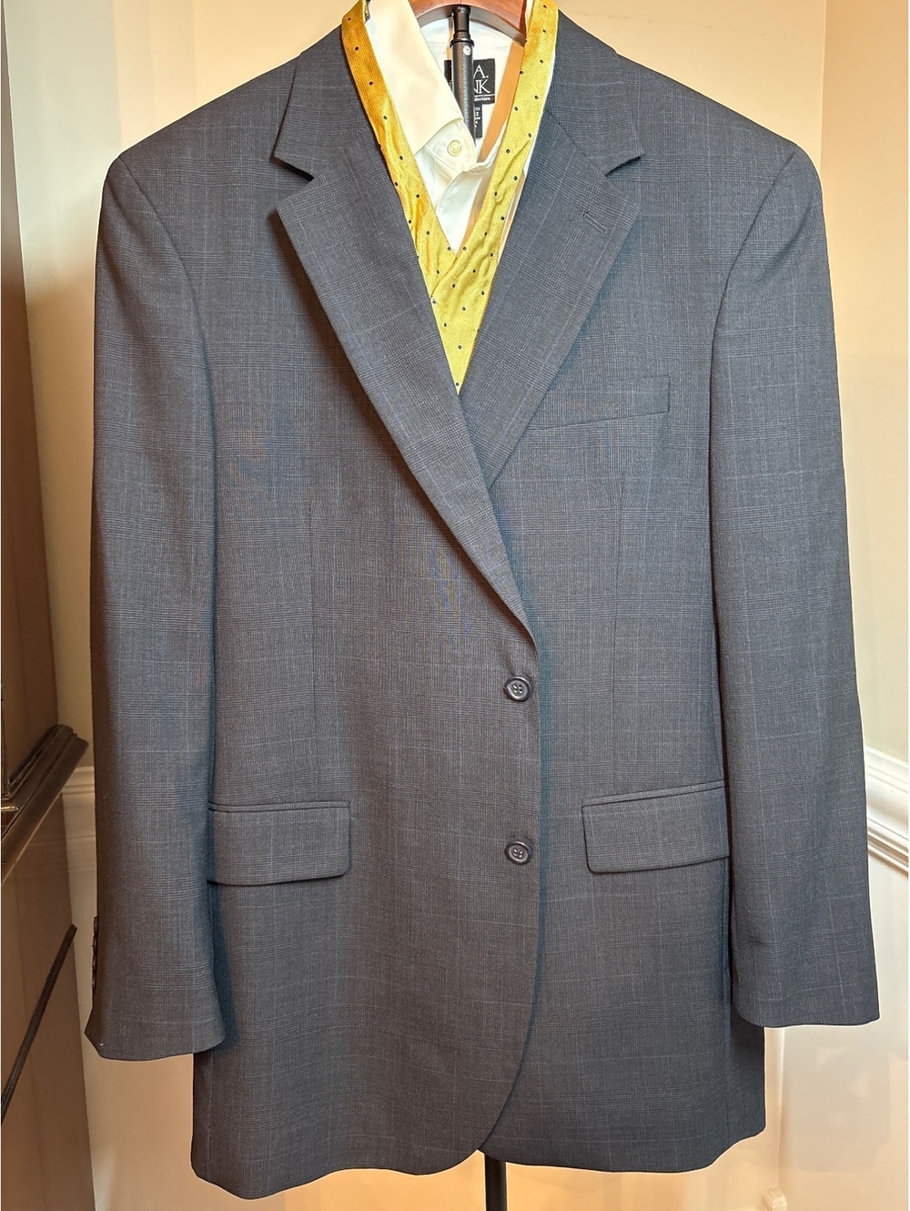 Jos A Banks Charcoal and light blue windowpane blazer 44L